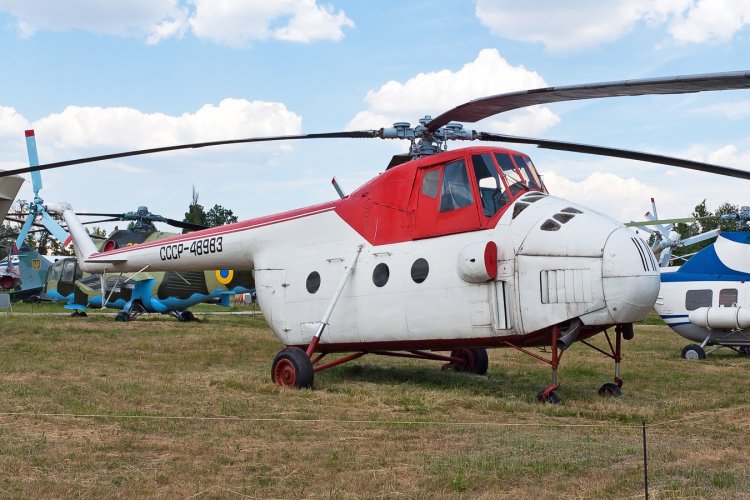 Вертолет Ми-4А