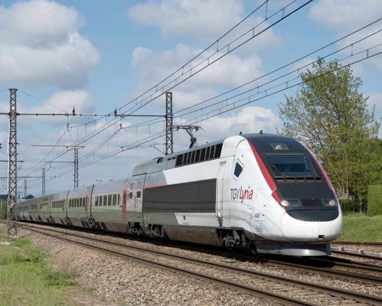 Электропоезд TGV Paris Ost Frankreich Süd Deutschland (POS)
