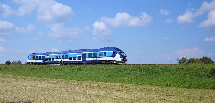 Дизель-поезд Pesa Link (223M, ČD 844, RegioShark, SA139, DB 632)