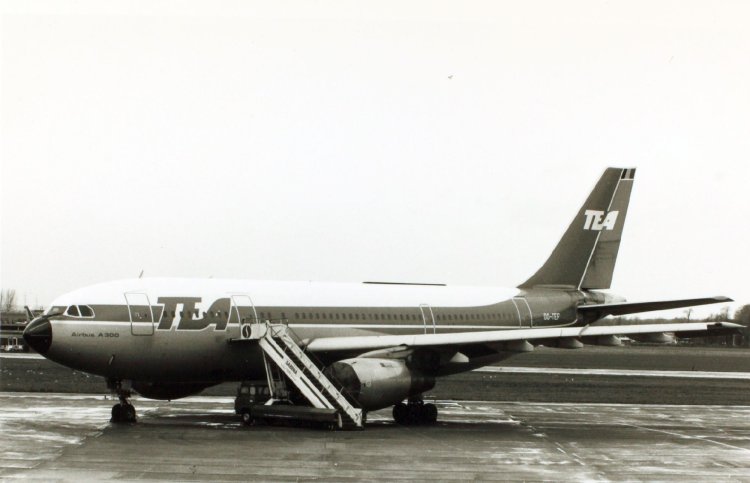 Самолет Airbus A300B1