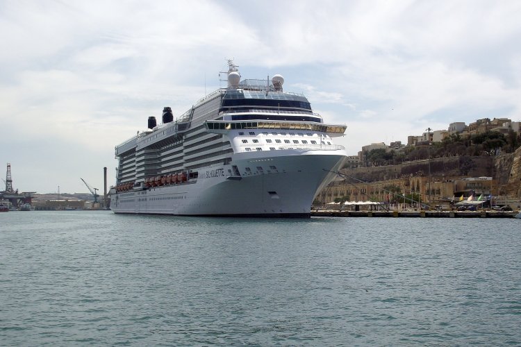 Теплоход Celebrity Silhouette