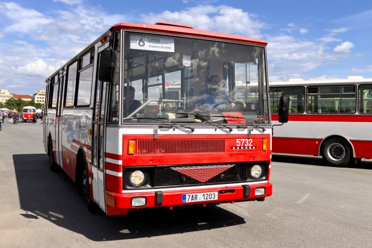 Автобус Karosa B 732