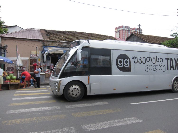 Автобус FAW Jiefang CA6100S2H2