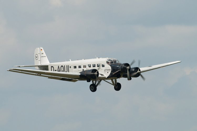 Самолет Ju‑52/3m (AAC.1 Toucan, CASA 352, CASA 352L)