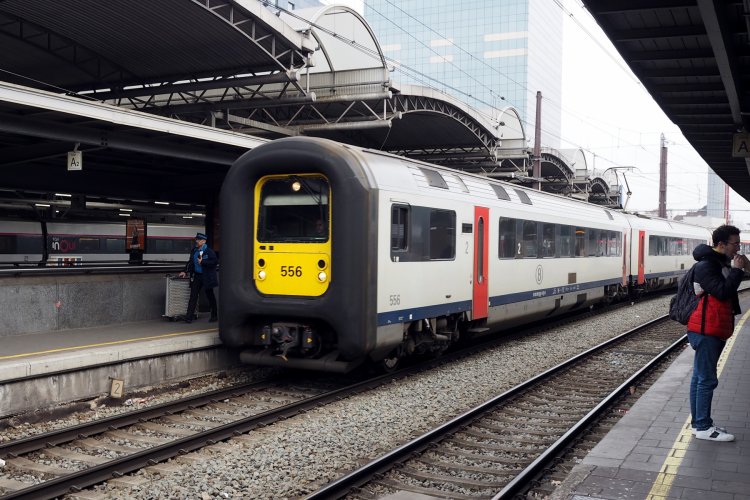 Электропоезд AM 96 (MS96)