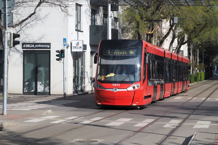 Трамвай Škoda 30T (ForCity Plus)