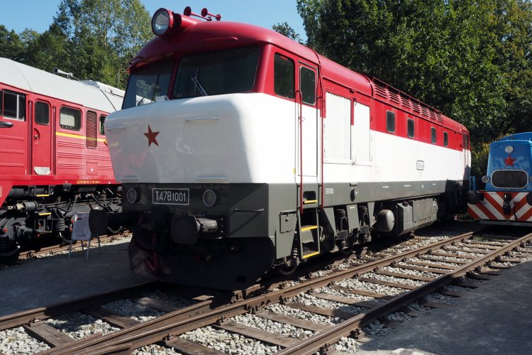 Тепловоз 751 (T 478.1)