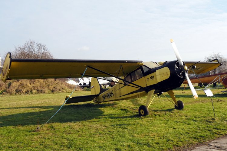 Самолет PZL-101A (Gawron)