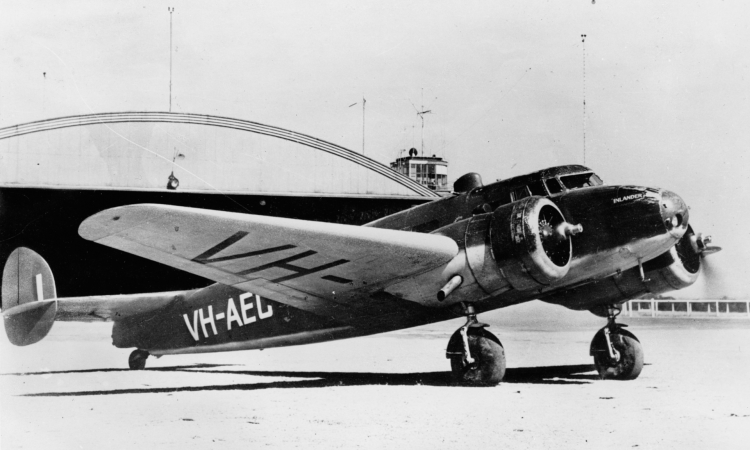 Самолет L-10A (Electra)
