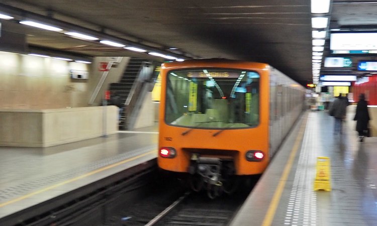 Электропоезд M2 (MX)