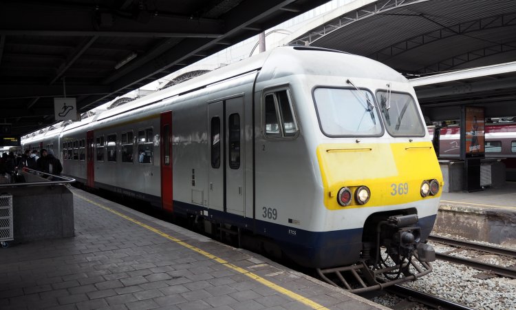 Электропоезд AM 80 (MS80, ZMC)