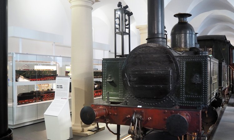 Паровоз H IV (H IV T, H IVb T, IVb T, IIb T, Sächsische IIb T)