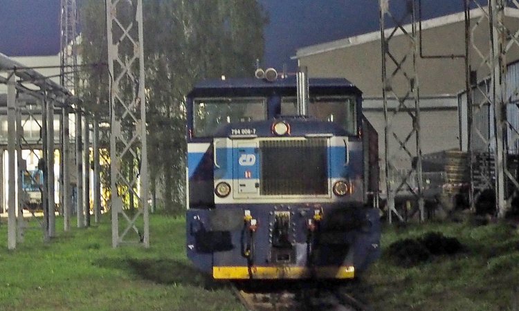 Тепловоз EffiShunter 300 (ČD 794, SM60, ŽS 622)