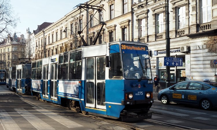 Трамвай 105Na