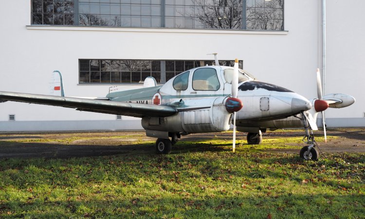 Самолет L-200A (Morava)