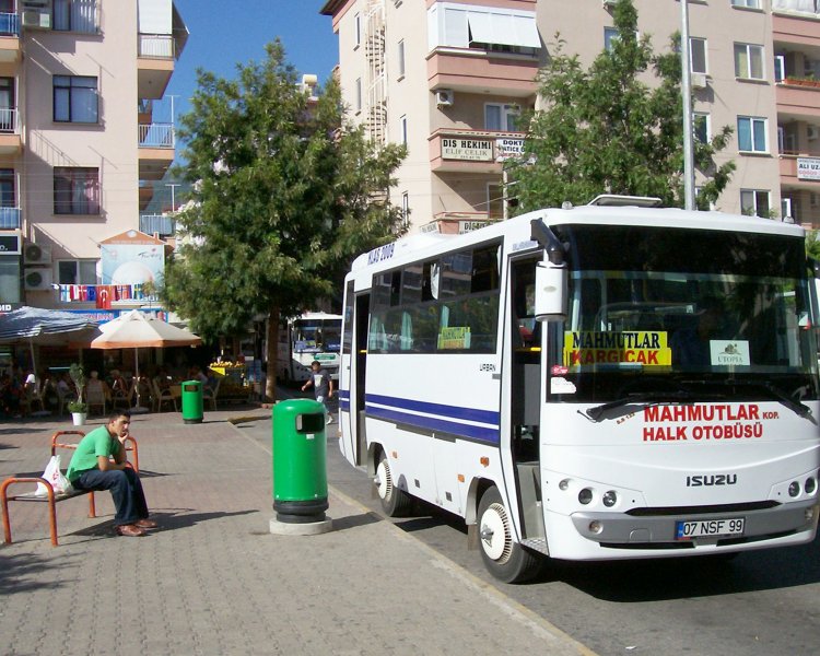 Автобус Isuzu Urban 50