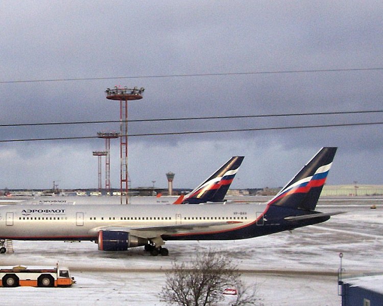 Самолет Boeing 767-300