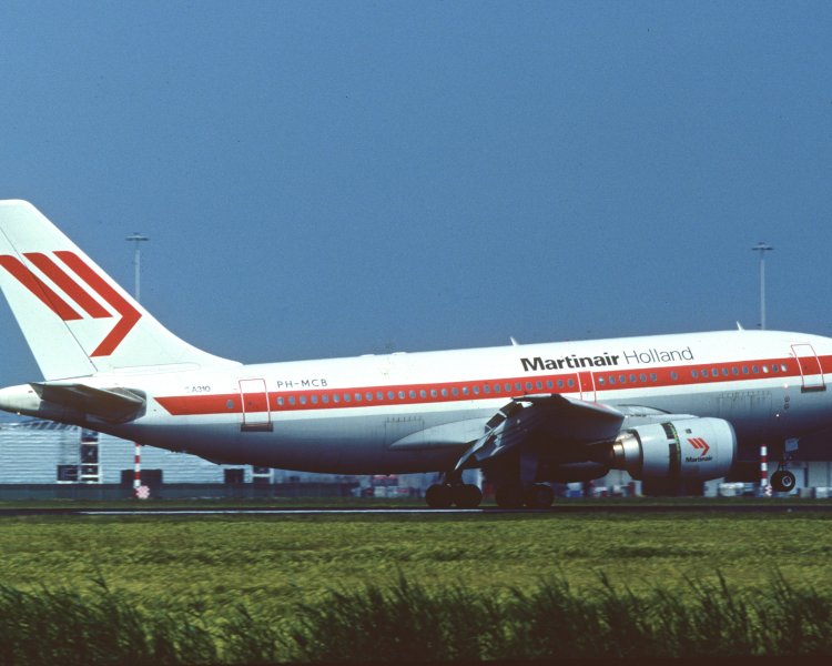 Самолет A310-200