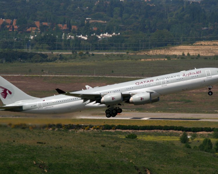 Самолет A340-500