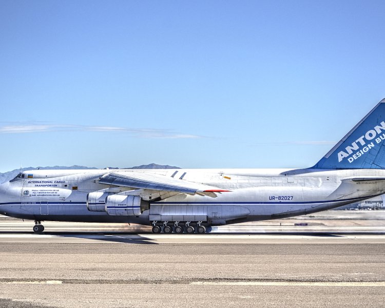 Самолет Ан-124-100М