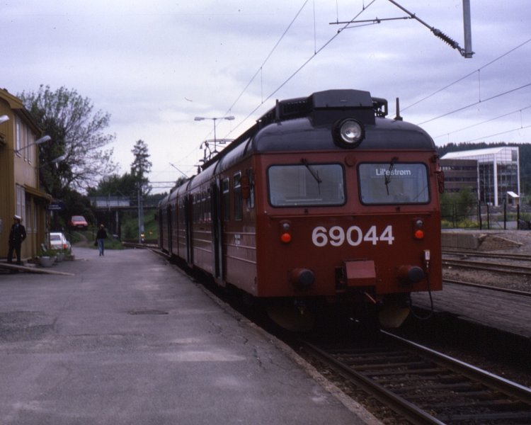 Электропоезд BM69C