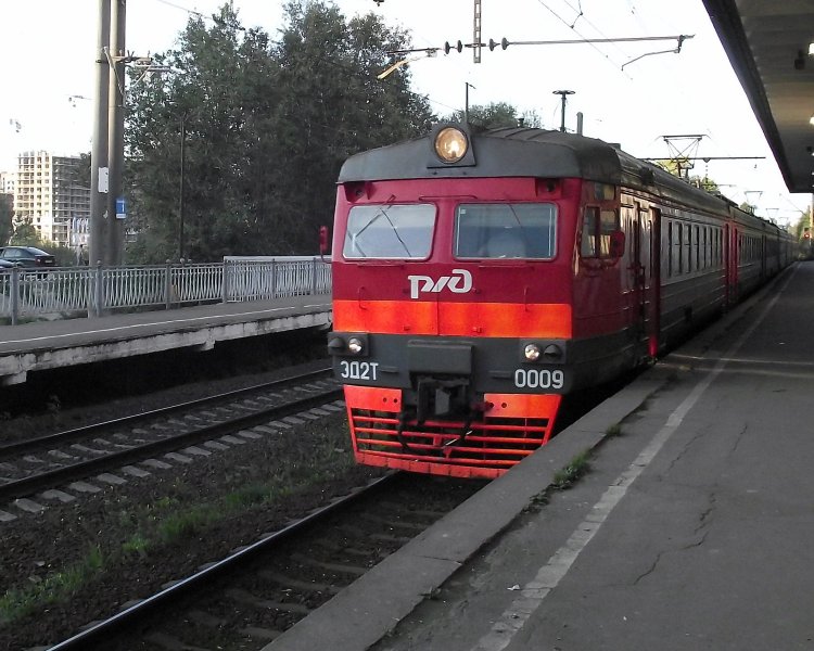 Электропоезд ЭД2Т (62-233, ЕД2Т)