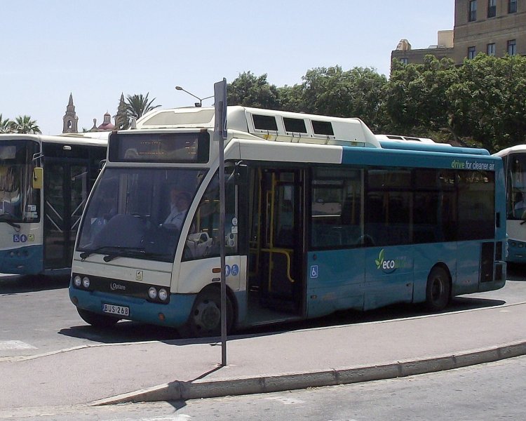 Автобус Optare Solo M880SL