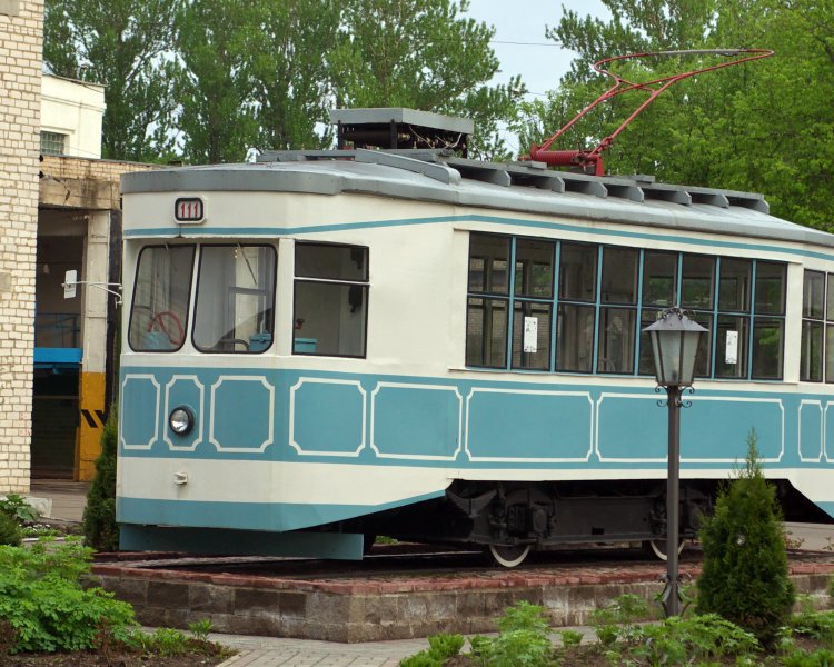 Трамвайный вагон Х