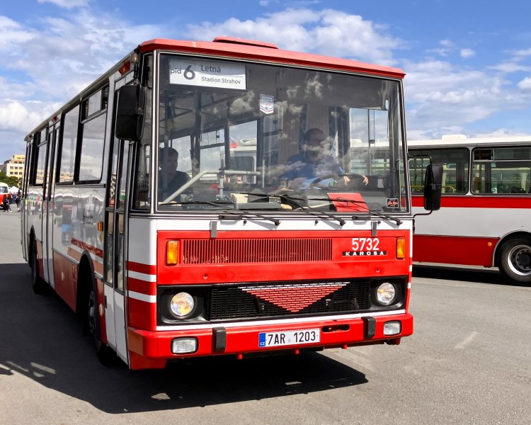 Автобус Karosa B 732