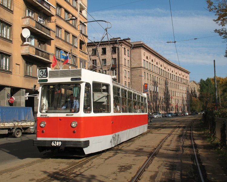 Трамвай ЛМ-68