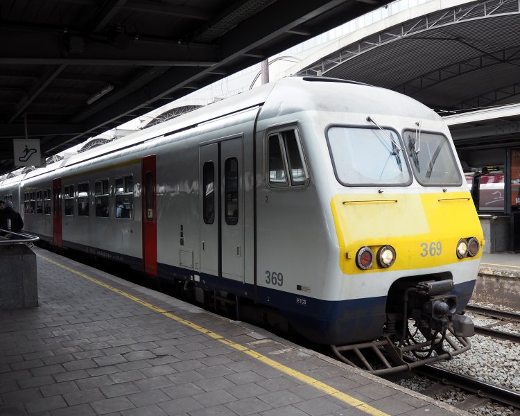 Электропоезд AM 80 (MS80, ZMC)