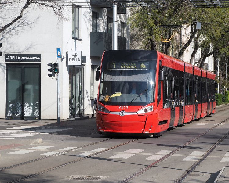 Трамвай Škoda 30T (ForCity Plus)