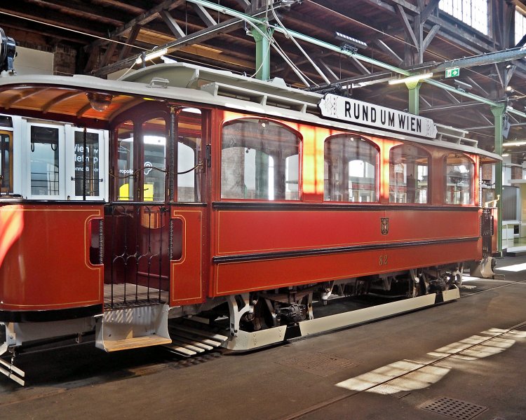Трамвай Grazer 82