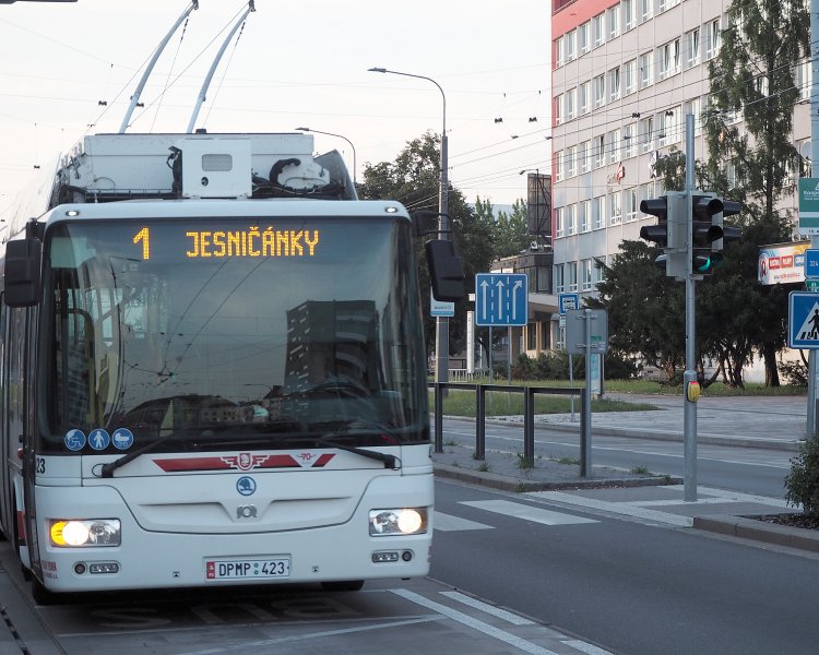 Троллейбус Škoda 30Tr SOR