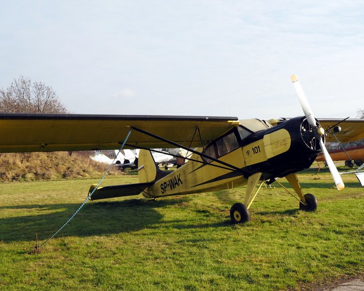 Самолет PZL-101A (Gawron)
