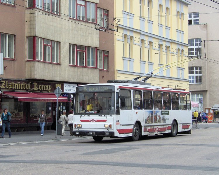 Троллейбус Škoda 14TrM