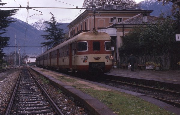 Электропоезд ALe 803